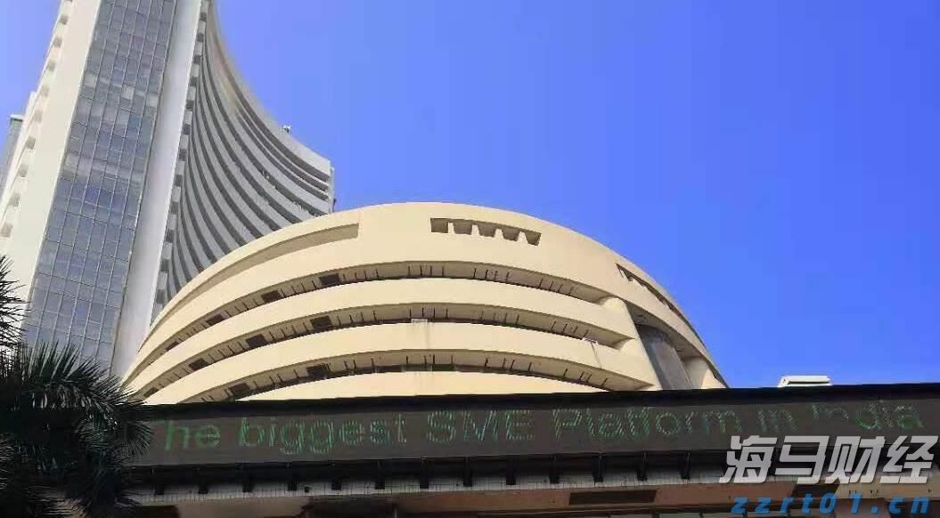 中信银行安庆分行积极参与“守住钱袋子·护好幸福家”防非打非宣传活动